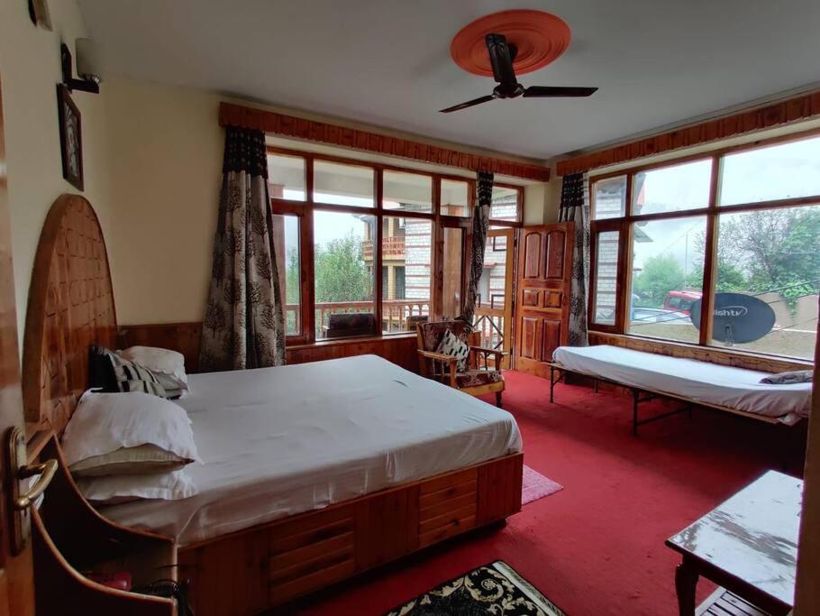Aroma Taru Villa / Cottage ,Manali ภายนอก รูปภาพ
